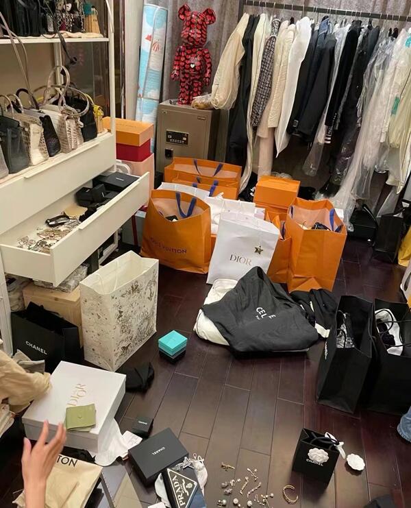 潍城区回收顶奢鞋服